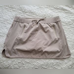 Magellan Outdoors | Women's Fish Gear Tan Skort Large Great!